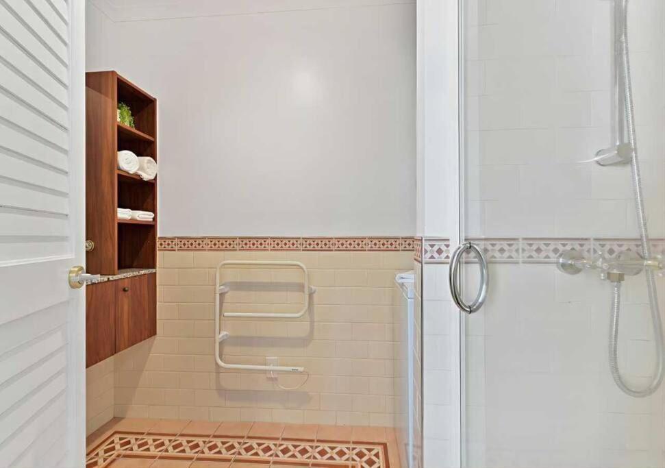 Seaview Waterfront Hotel Apt Auckland Dış mekan fotoğraf