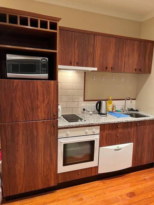 Seaview Waterfront Hotel Apt Auckland Dış mekan fotoğraf